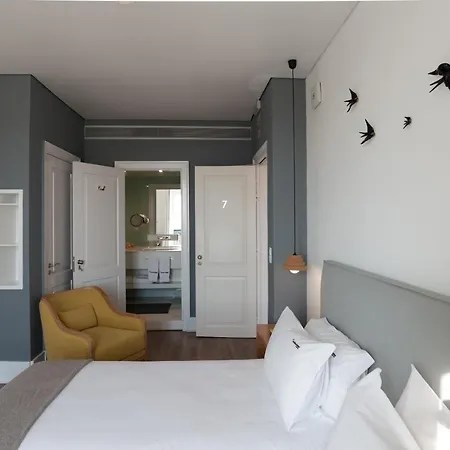 Feels Like Chiado Prime Bed & Breakfast