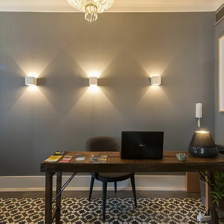 Feels Like Chiado Prime Bed & Breakfast 3*