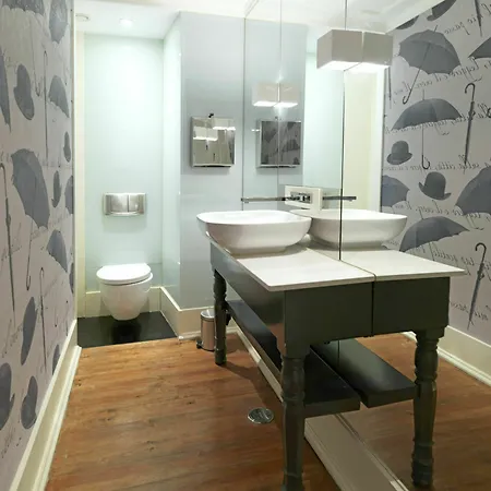 Bed & Breakfast Feels Like Chiado Prime 3*