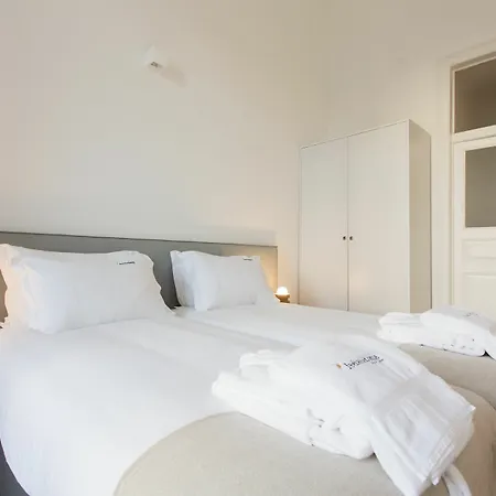 Bed & Breakfast Feels Like Chiado Prime Lisbon