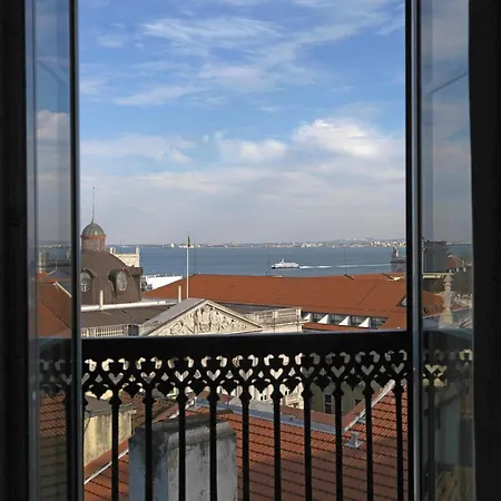 Feels Like Chiado Prime Bed and breakfast Lisboa
